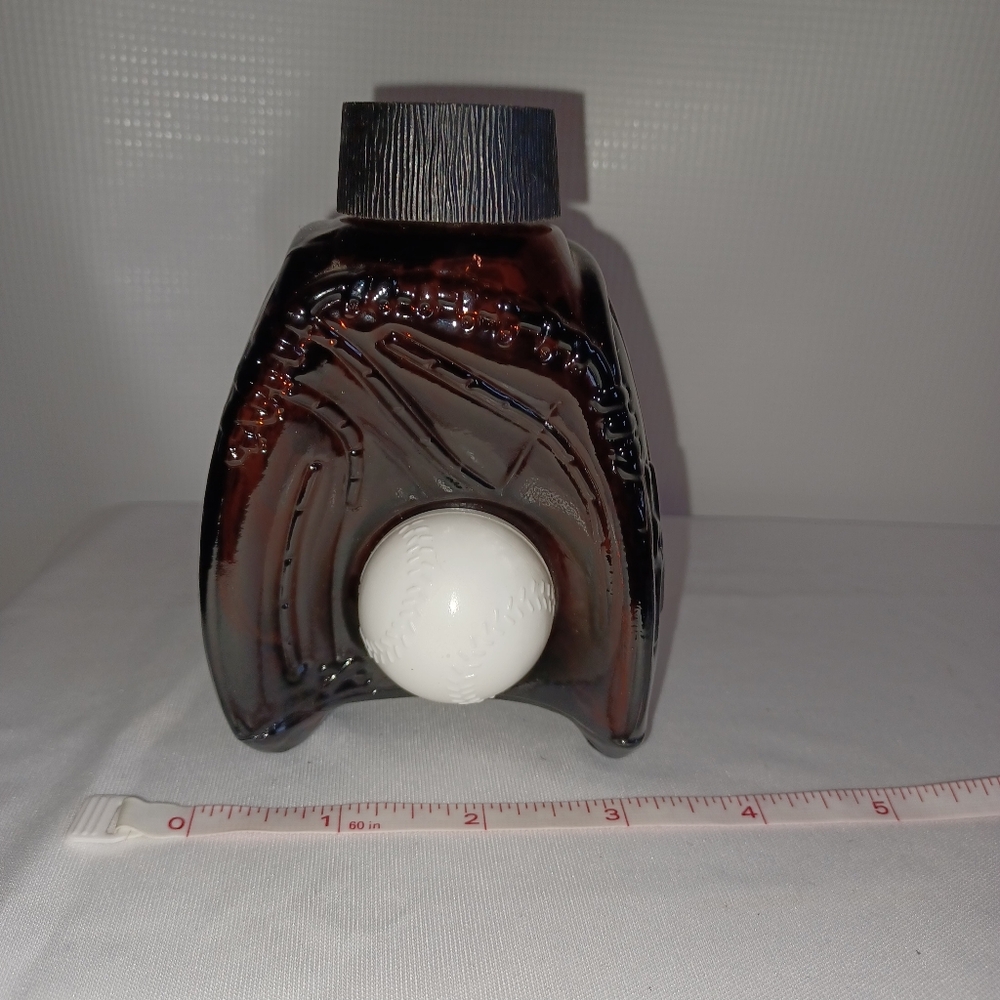 Avon Vintage Collectors Fielders Choice 70s Brown Glass Baseball Glove Decanter - Picture 1 of 6